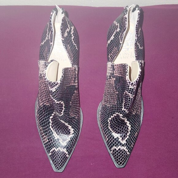 Vince Camuto Gigietta snakeskin print bootie Size 8 - Picture 3 of 9